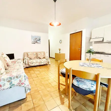Laureliving Holiday Home Residenza Posidonia Apartman